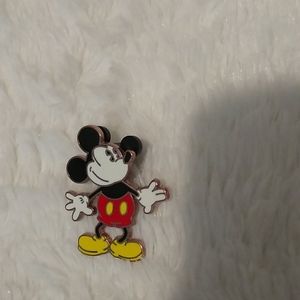 Mickey Mouse Disney trading pin NWOT